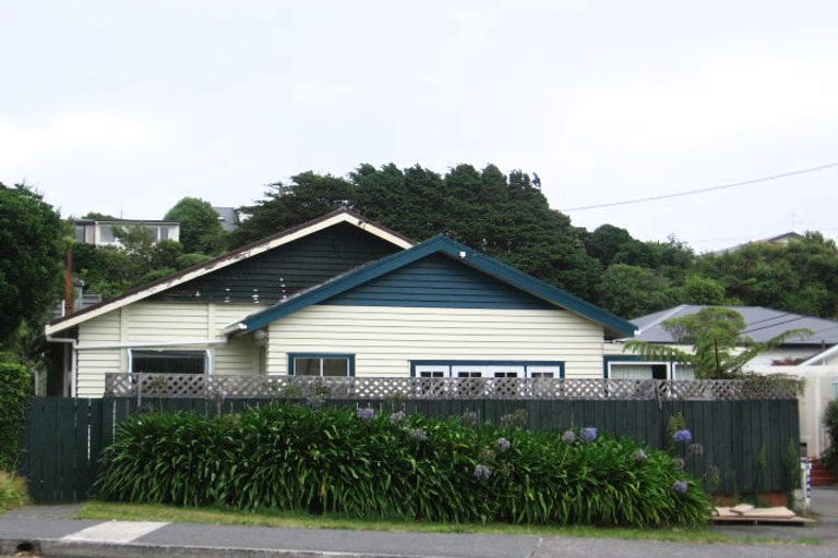 Photo of property in 34 Izard Road, Khandallah, Wellington, 6035