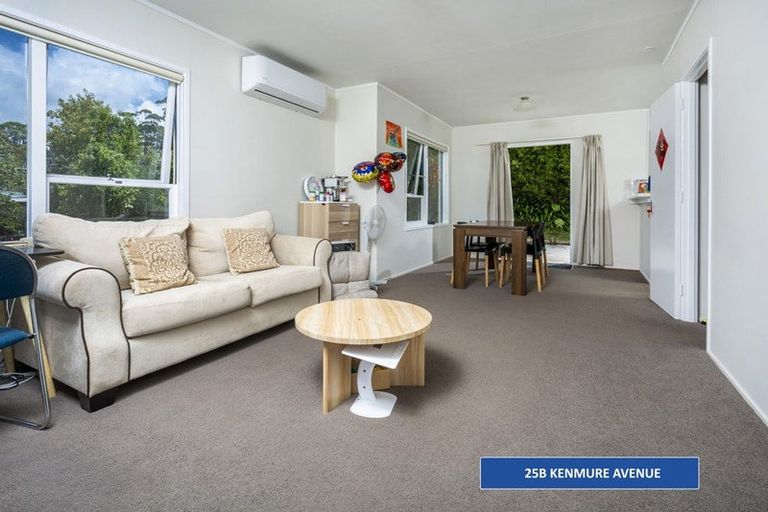 Photo of property in 25 Kenmure Avenue, Forrest Hill, Auckland, 0620