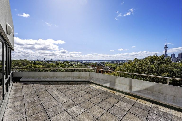 Photo of property in Northlake, 5 Cambrian Street, Wanaka, 9305