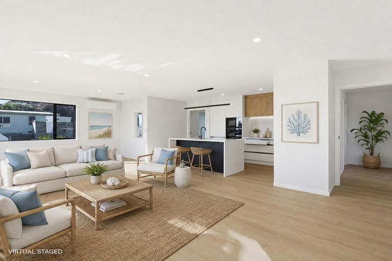Photo of property in 8a Cedar Terrace, Stanmore Bay, Whangaparaoa, 0932