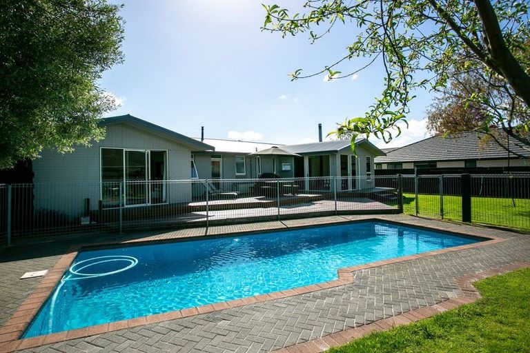 Photo of property in 158 Williams Street, Cambridge, 3434