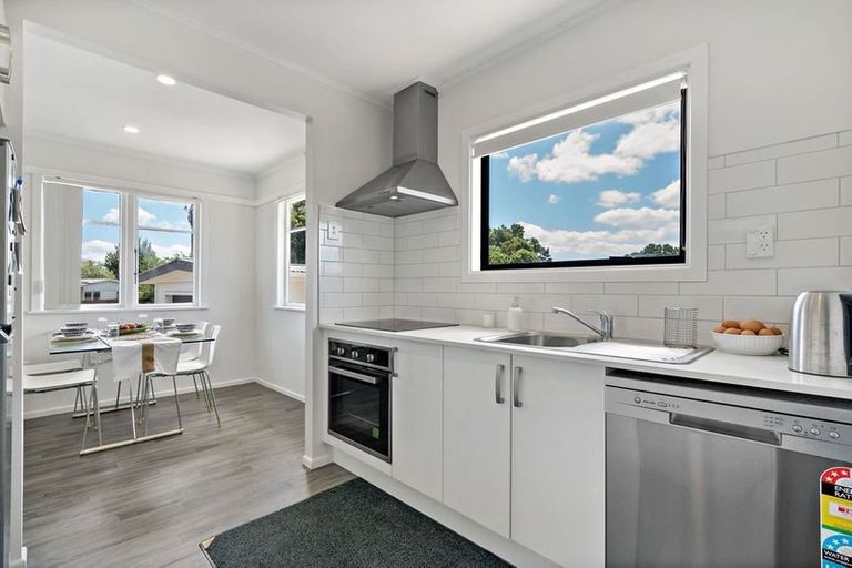 Photo of property in 8 Williams Crescent, Otara, Auckland, 2023