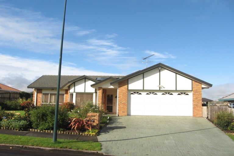 Photo of property in 36 Stewart Gibson Place, Manurewa, Auckland, 2105