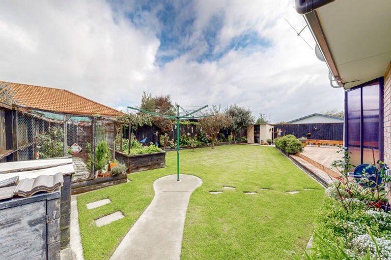 Photo of property in 10 Merrimana Drive, Thames, 3500