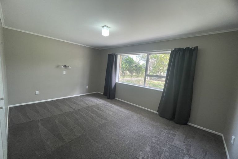 Photo of property in 72 Vista Road, Ohau, Levin, 5570
