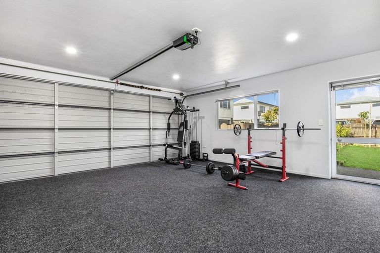 Photo of property in 30a Wellington Street, Pukekohe, 2120