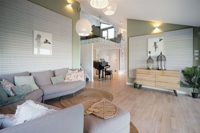 Photo of property in 21 Whareora Terrace, Cashmere, Christchurch, 8022