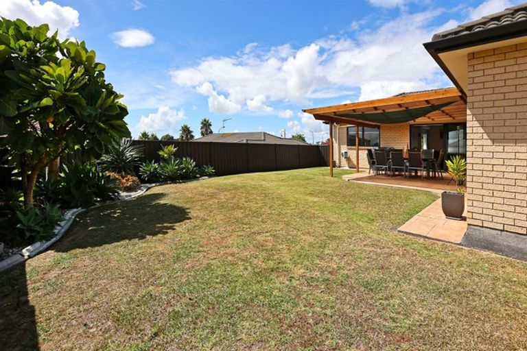 Photo of property in 3 Amesbury Rise, Henderson, Auckland, 0612