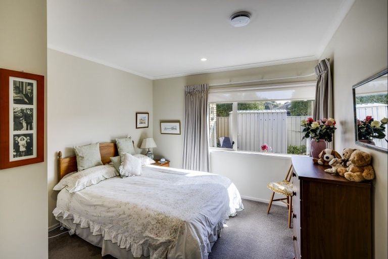 Photo of property in 23 White Street, Taradale, Napier, 4112
