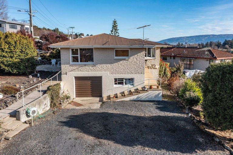 Photo of property in 37 Clyde Street, Kinmont Park, Mosgiel, 9024