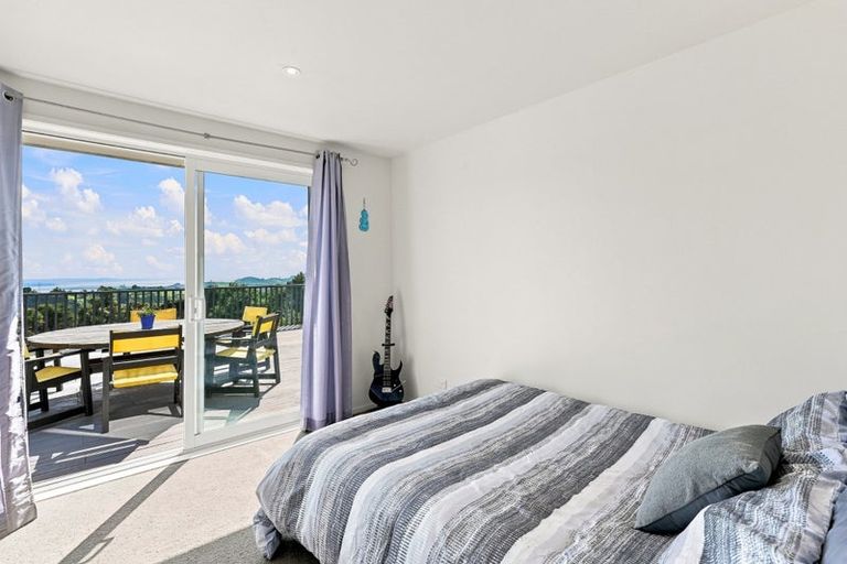 Photo of property in 136 Pinchgut Road, Kaukapakapa, 0873
