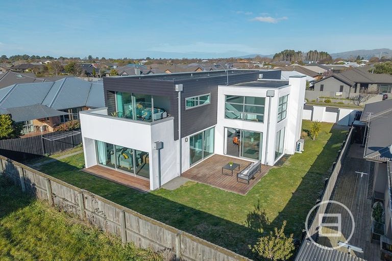 Photo of property in 12 Reka Street, Parklands, Christchurch, 8083