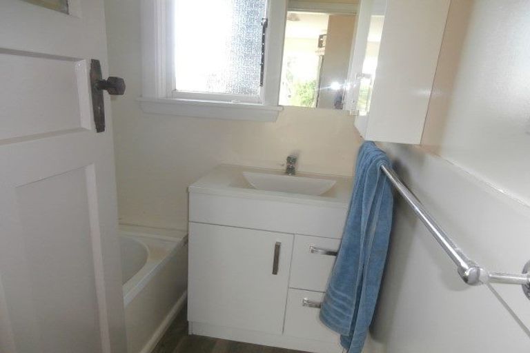 Photo of property in 253 Main South Road, Hornby, Christchurch, 8042