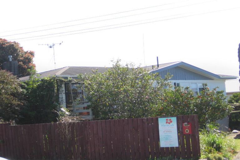 Photo of property in 16 Taupo Avenue, Mount Maunganui, 3116