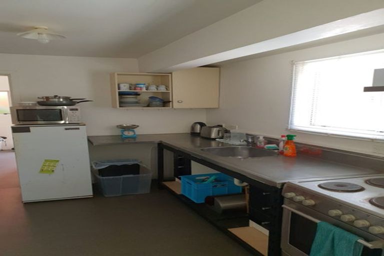 Photo of property in 66 Holloway Road, Aro Valley, Wellington, 6021