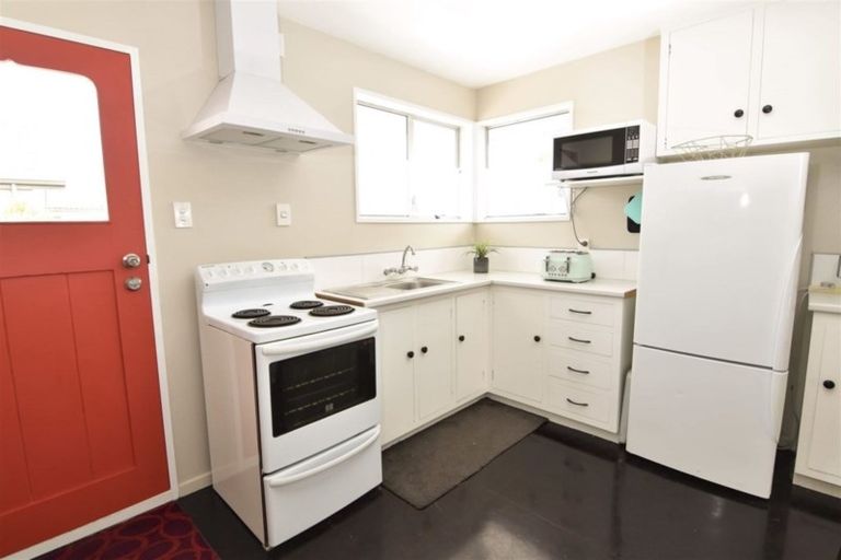 Photo of property in 72a Oram Avenue, New Brighton, Christchurch, 8061