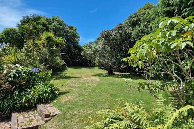 Photo of property in 12 Stanton Crescent, Karoro, Greymouth, 7805