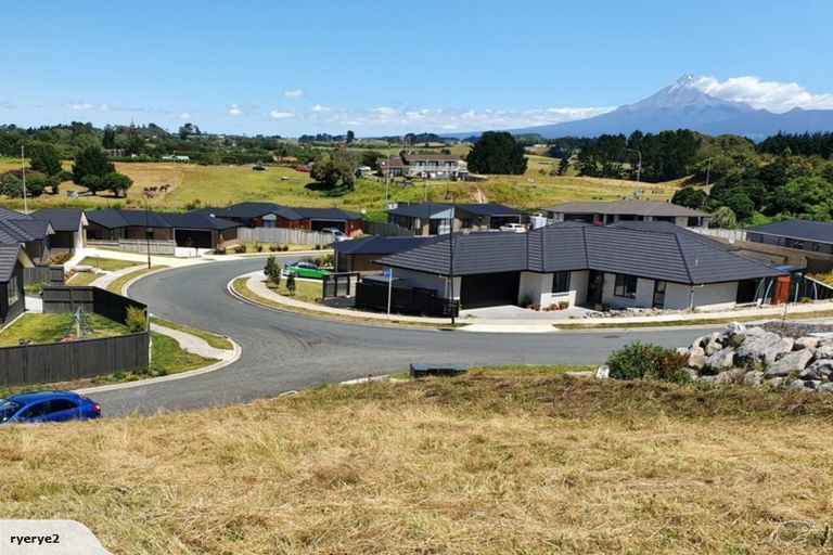 Photo of property in 1 Hinz Lane, Bell Block, New Plymouth, 4312