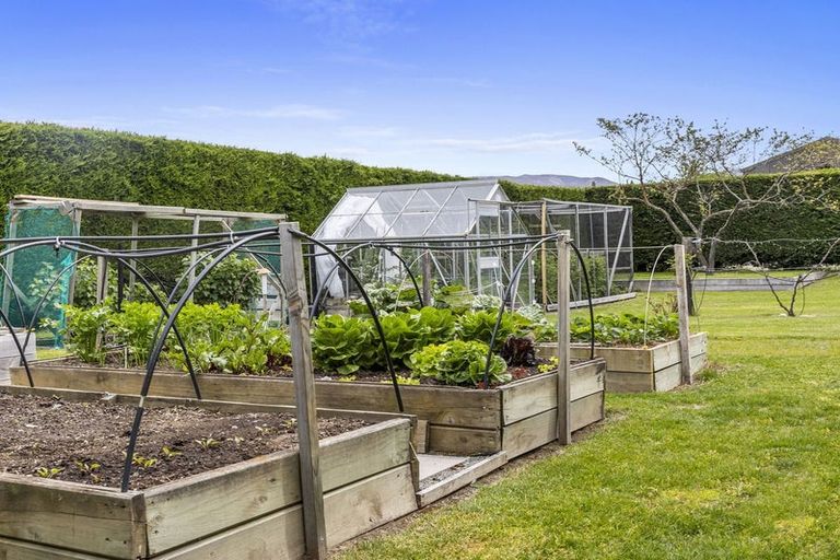 Photo of property in 203 Glen Lyon Road, Twizel, 7901