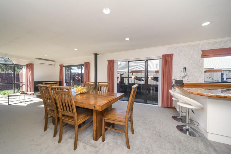 Photo of property in 134 College Street, Awapuni, Palmerston North, 4412