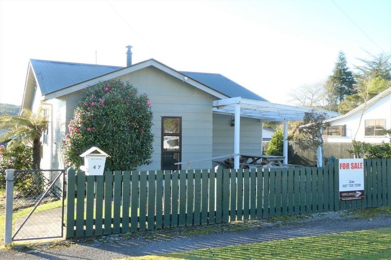 Photo of property in 47 Omapere Street, Dobson, Greymouth, 7805