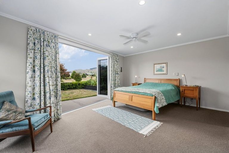 Photo of property in 22 Okaia Drive, Kinloch, Taupo, 3377