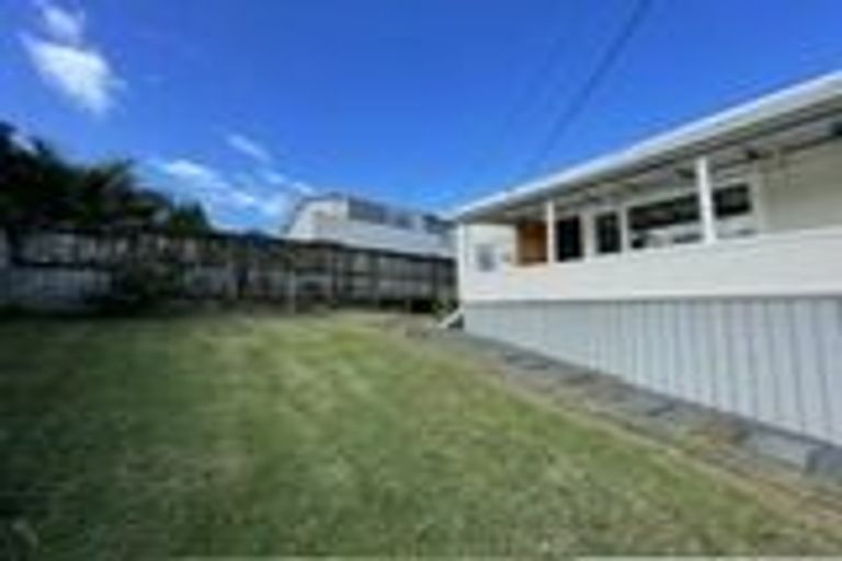 Photo of property in 1289a Whangaparaoa Road, Army Bay, Whangaparaoa, 0930