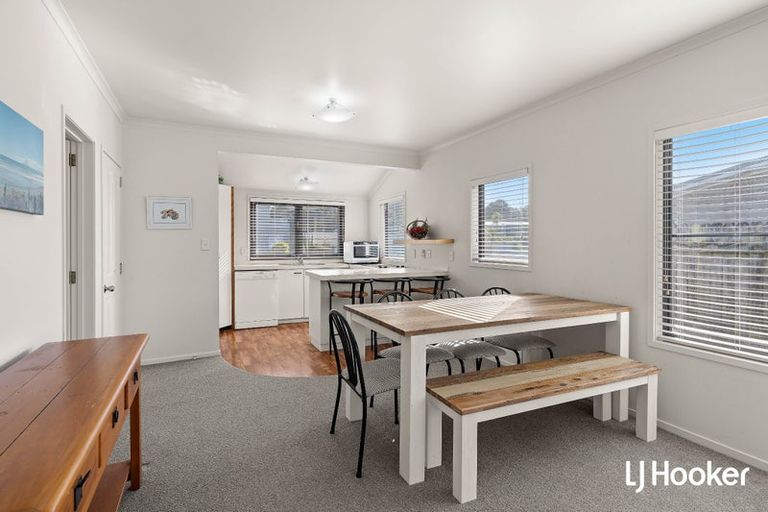 Photo of property in 21 Pacific Road, Waihi Beach, 3611