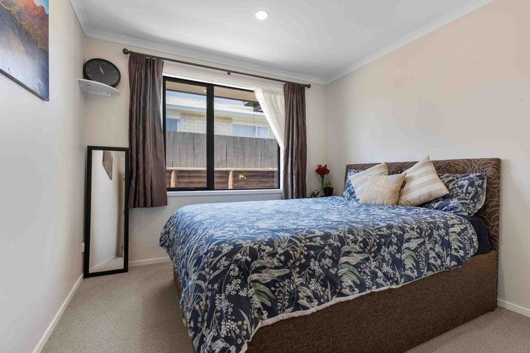 Photo of property in 68 Sunnyvale Street, Bell Block, New Plymouth, 4312