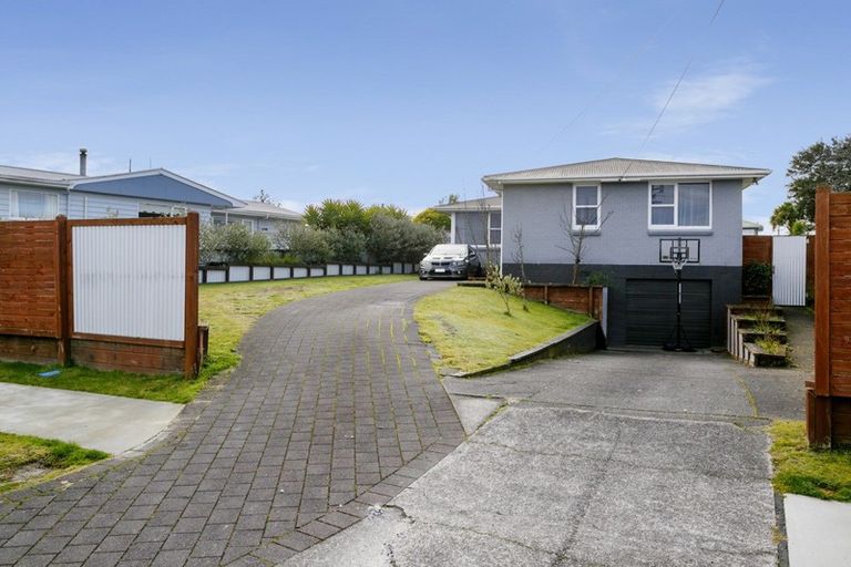 Photo of property in 4 Tamatea Road, Taupo, 3330