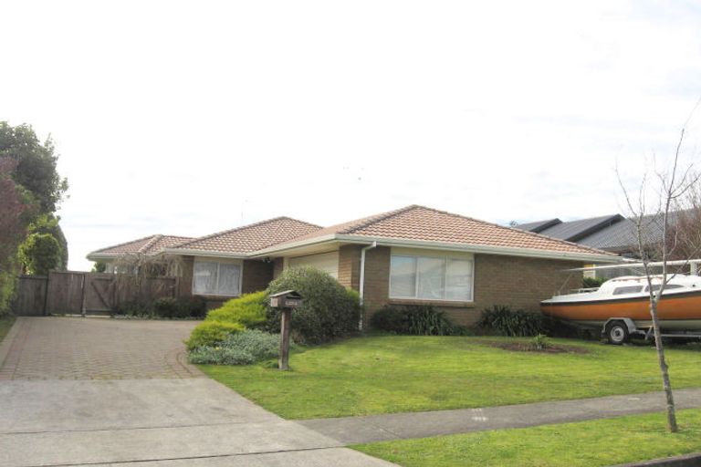 Photo of property in 8 Ben Lomond Place, Nawton, Hamilton, 3200