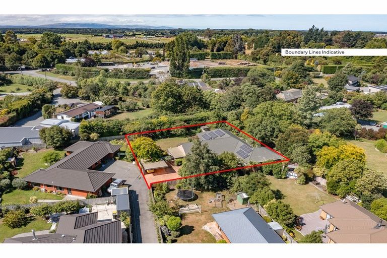 Photo of property in 30 Taranaki Drive, Woodend, 7610