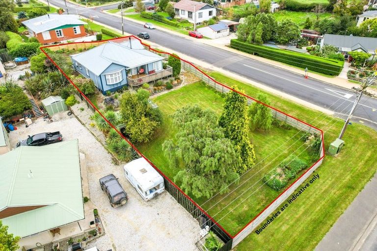 Photo of property in 25 Beach Street, Waikouaiti, 9510