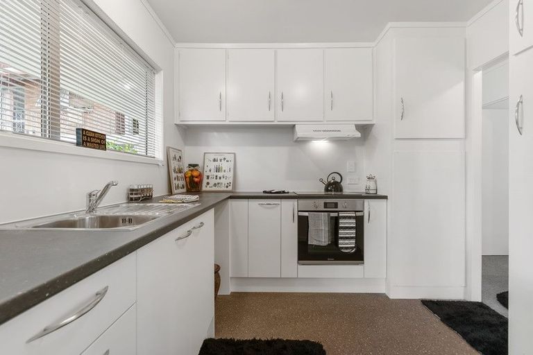 Photo of property in 3/50 Te Kanawa Crescent, Henderson, Auckland, 0610