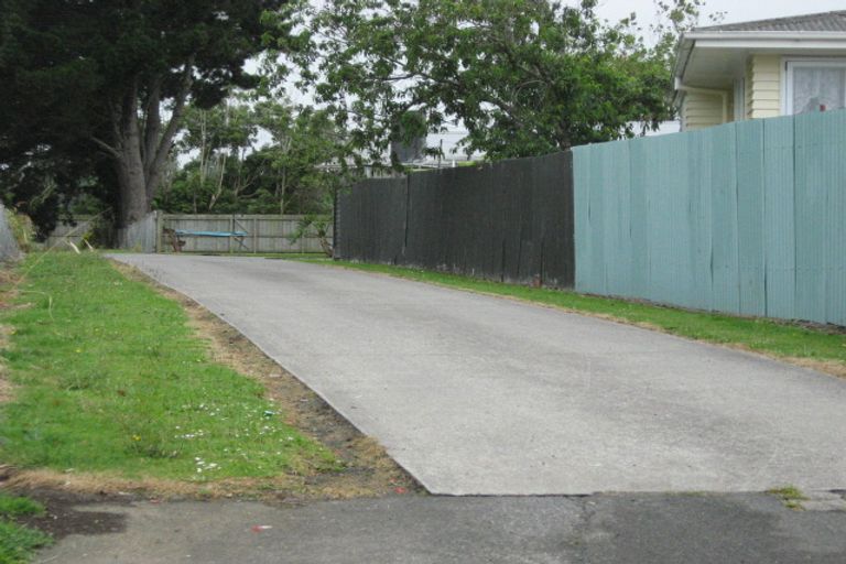 Photo of property in 25 Comet Crescent, Mangere, Auckland, 2022