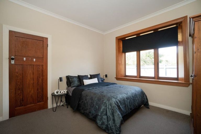 Photo of property in 21 Burns Avenue, Takaro, Palmerston North, 4412