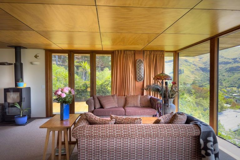 Photo of property in 4 Awaroa Lane, Sumner, Christchurch, 8081