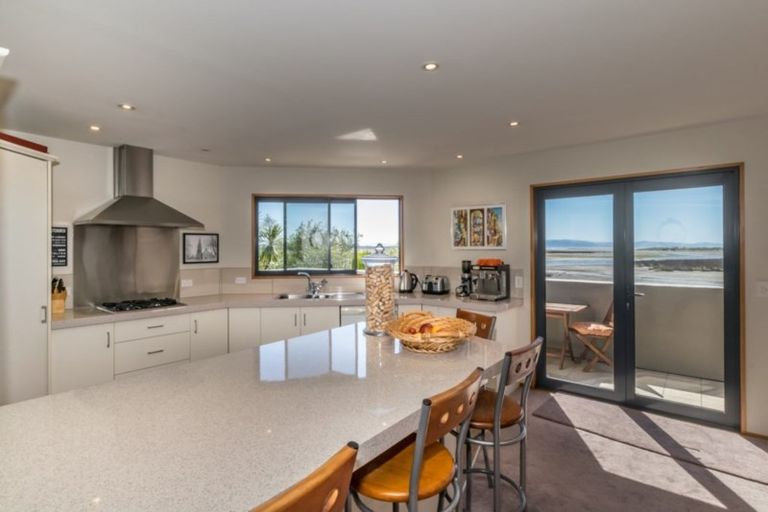 Photo of property in 127 Park Terrace, Waikuku Beach, 7473