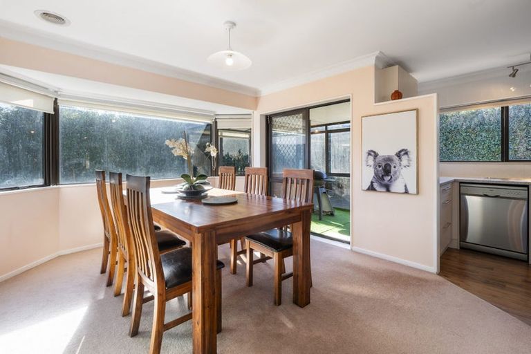 Photo of property in 19 Robertson Street, Glenholme, Rotorua, 3010