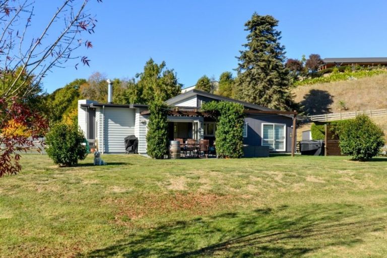 Photo of property in 51 Omarunui Road, Waiohiki, Napier, 4183