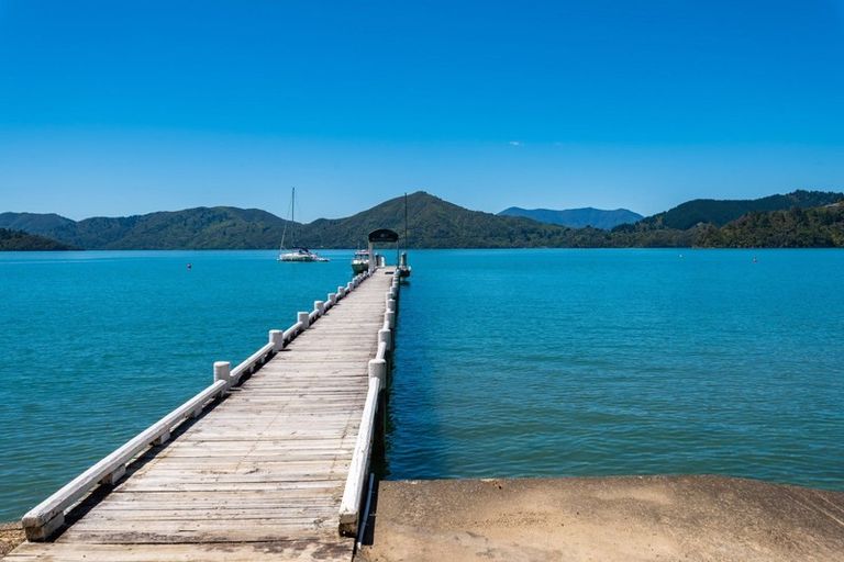 Photo of property in 7104 Kenepuru Road, Raetihi, Marlborough Sounds, 7282