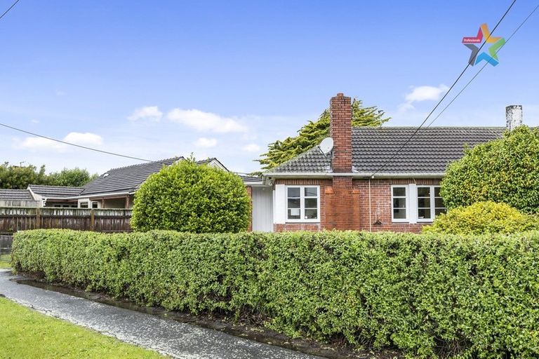 Photo of property in 70 Hall Crescent, Epuni, Lower Hutt, 5011