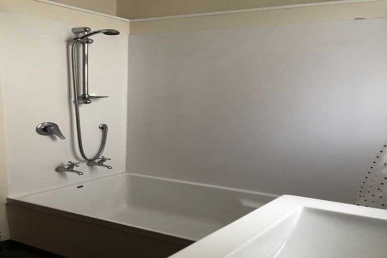 Photo of property in 2/46 Waitoa Road, Hataitai, Wellington, 6021