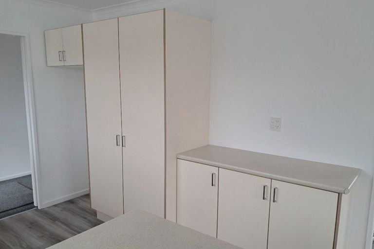 Photo of property in 4a Crofts Lane, Parklands, Christchurch, 8083