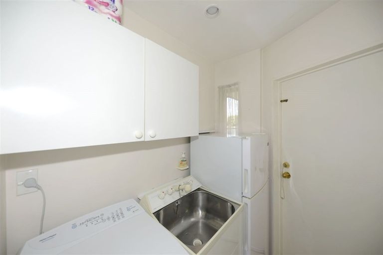 Photo of property in 141 Avonhead Road, Avonhead, Christchurch, 8042