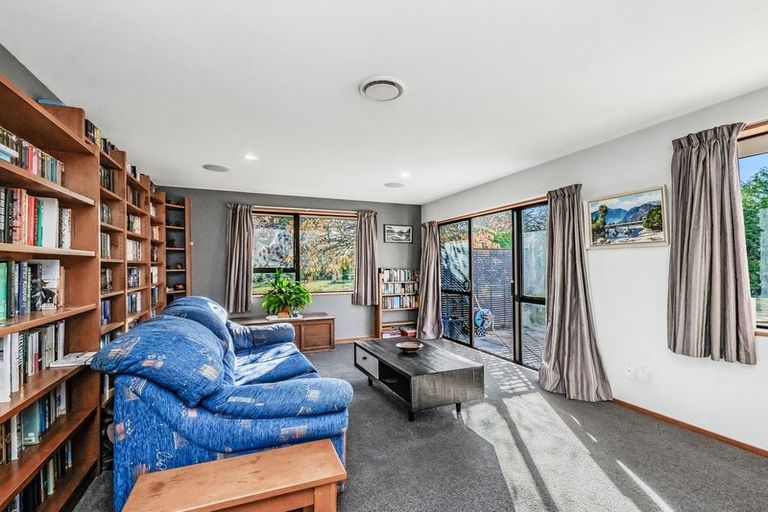 Photo of property in 12 Dawn Place, Kirwee, Darfield, 7571