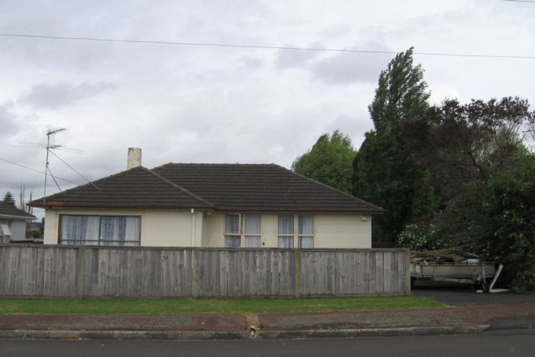 Photo of property in 11 Runa Place, Mount Wellington, Auckland, 1062