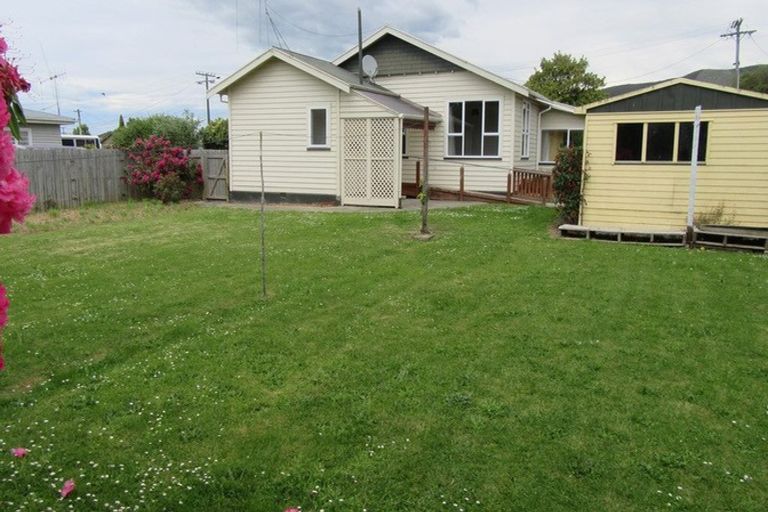 Photo of property in 14 Mary Street, Waimate, 7924