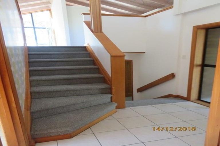 Photo of property in 40c Curacao Place, Half Moon Bay, Auckland, 2012