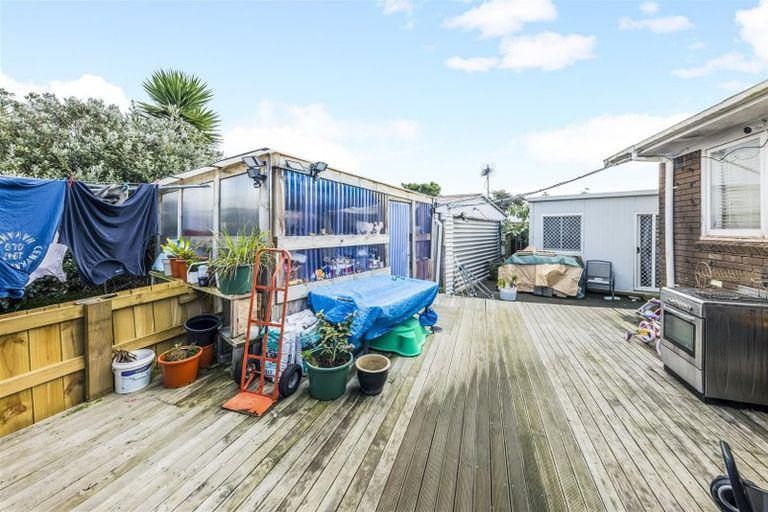 Photo of property in 104 Rowandale Avenue, Manurewa, Auckland, 2102